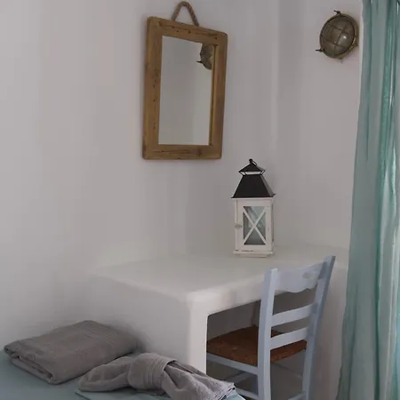 Rossi Paros Luxury And Apartment